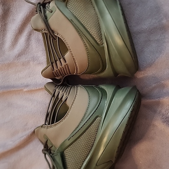 Fenty x Puma The Trainer Hi Sneaker - Women's Size 8.5 - Rare - Green - Picture 7 of 16
